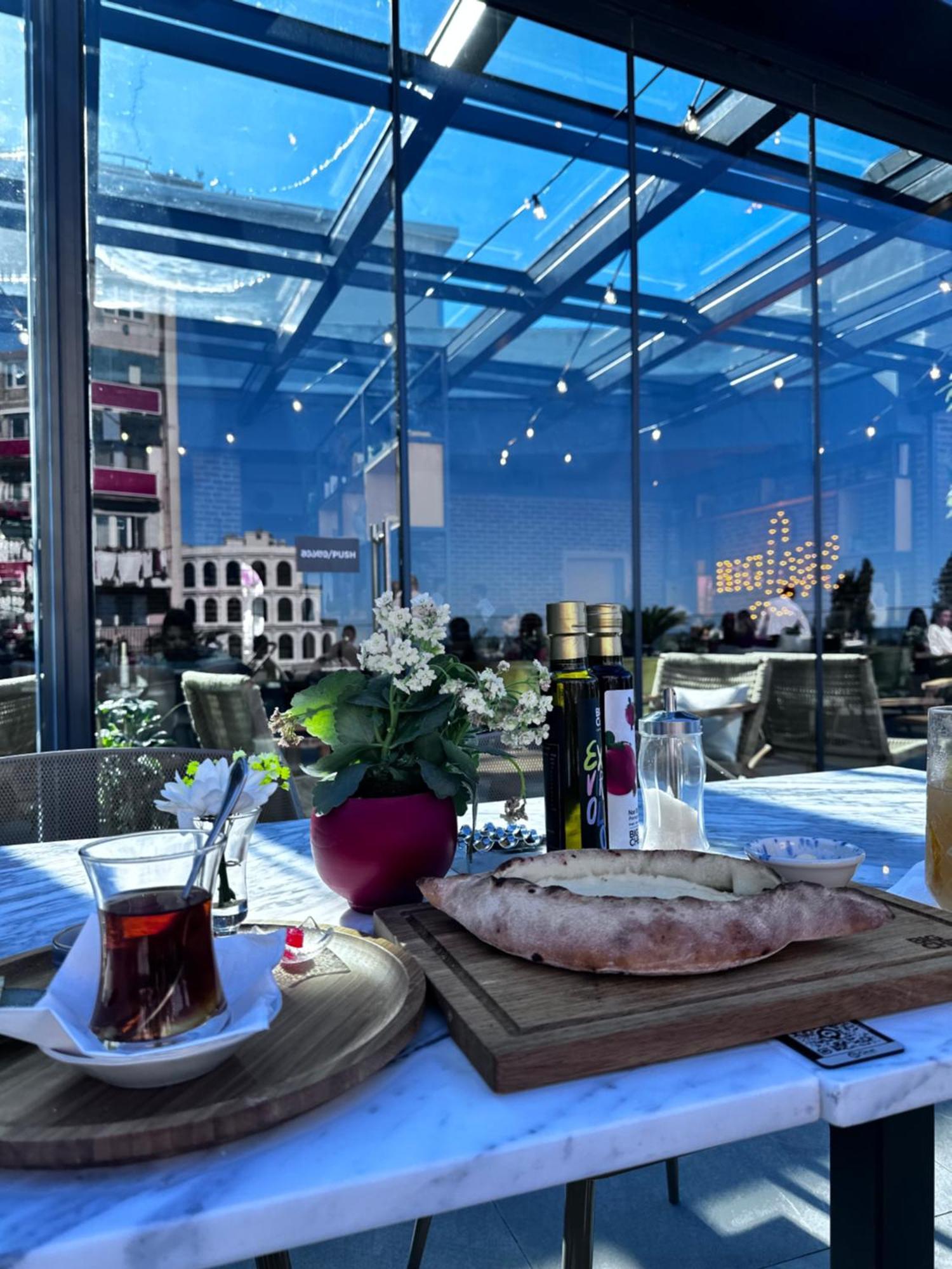 Aparthotel Orbi City Batumi Star Exterior foto